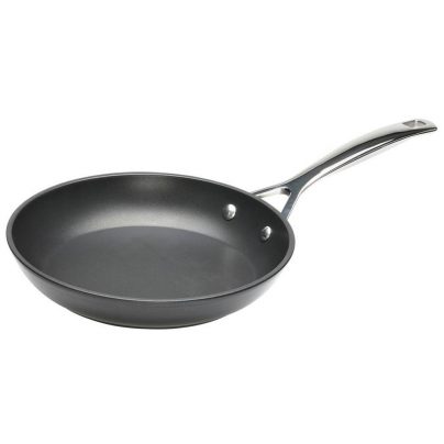 TOUGHENED STEKEPANNE BELAGT 24CM LE CREUSET