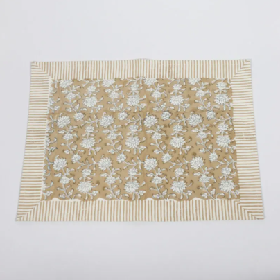 Olsson_Jensen_Florian_bordbrikke_beige