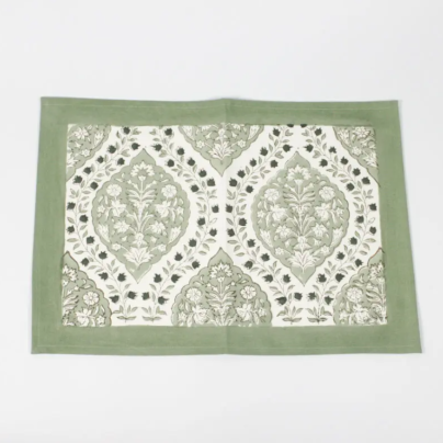 Olsson_Jensen_Florian_bordbrikke_grønn